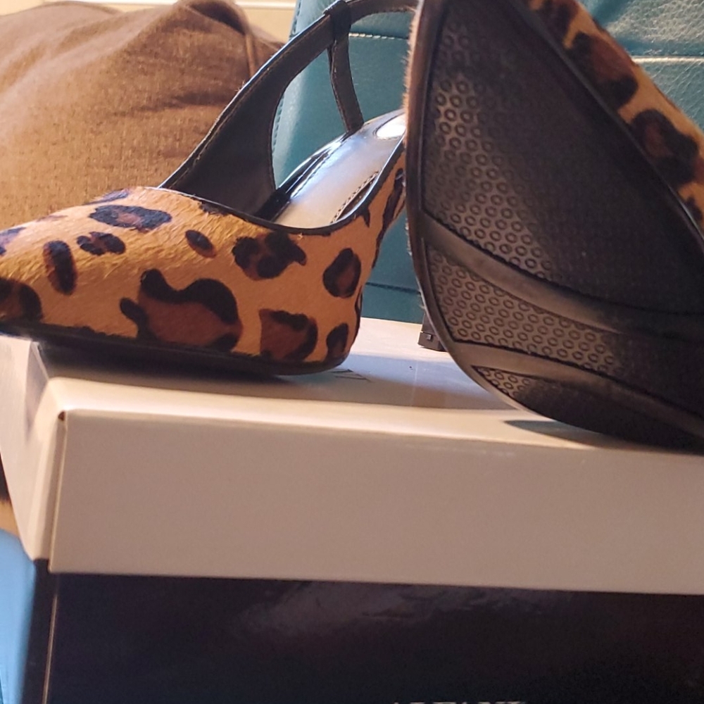 Shoes - Picture 6 of 6